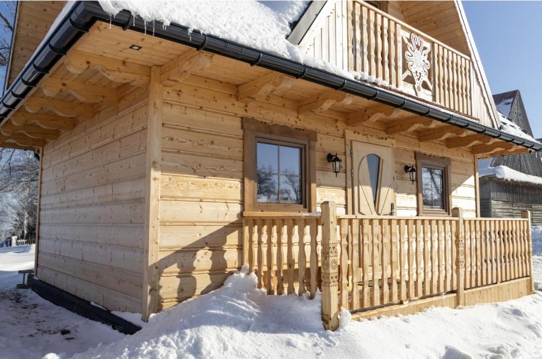 Styry Pory Roku Apartment Gron Exterior photo